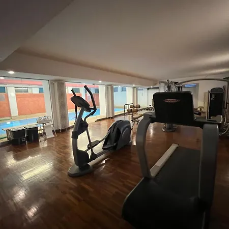 Design And Wellness With Pool And Gym Lejlighed